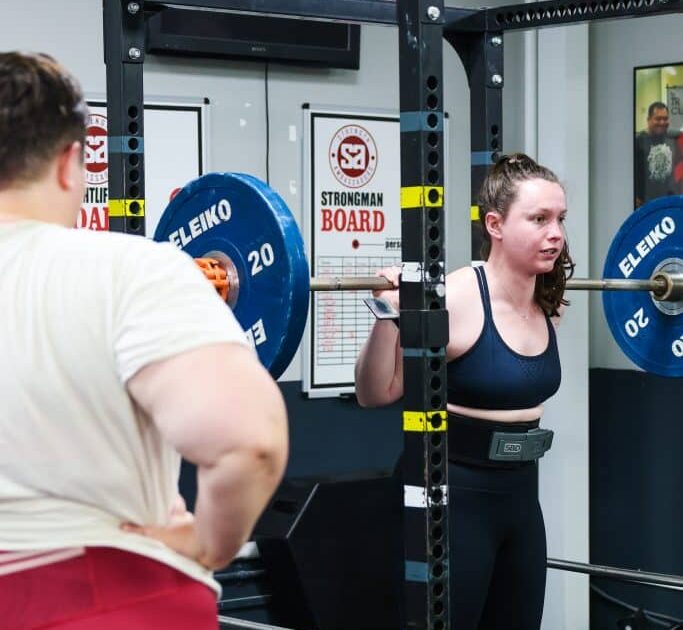 Powerlifting for Women: How to Build Strength & Confidence