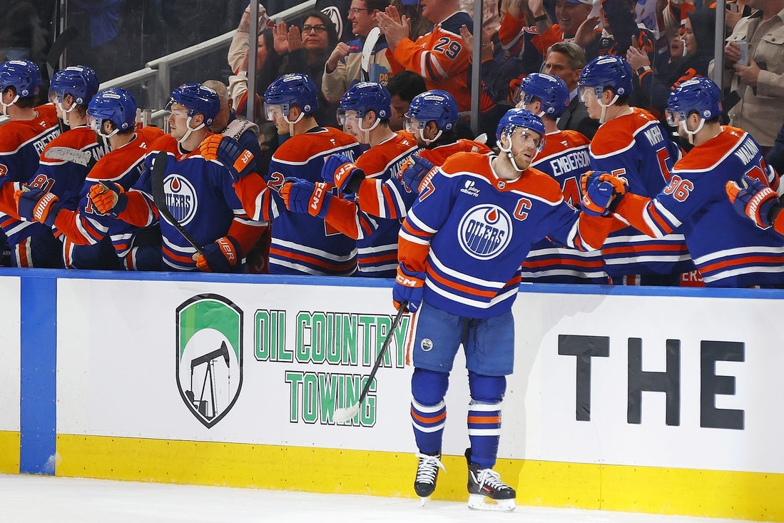 Oilers dapat menyelesaikan pertandingan kandang di babak playoff dengan kemenangan atas Canucks