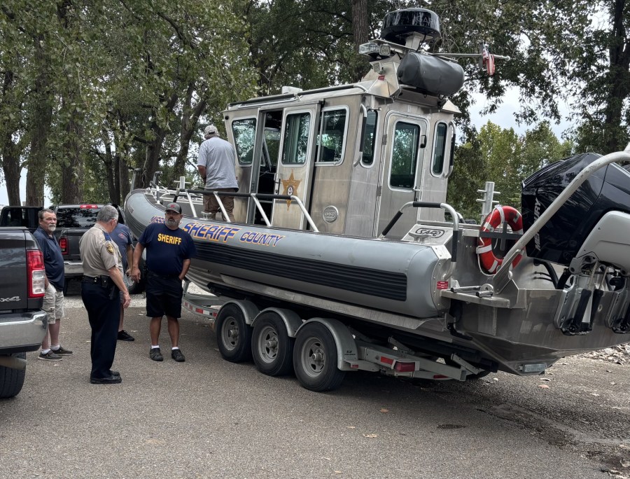 Missing boater's body found after Mississippi River accident